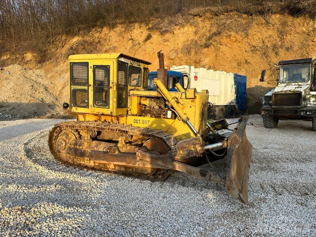 CAT D 6 C Buldooserid
