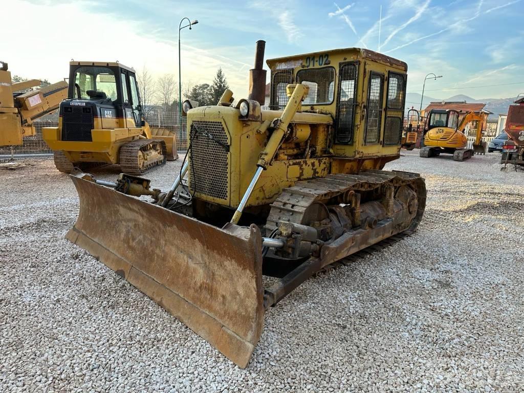 CAT D 6 C Buldooserid