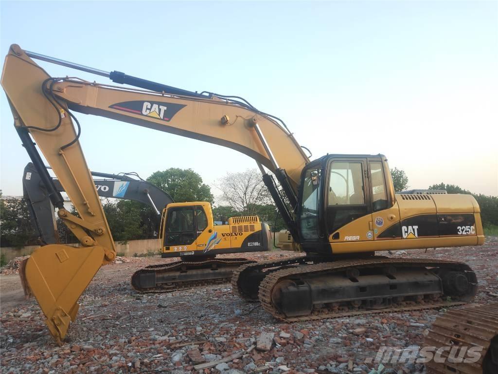 CAT 325C Roomikekskavaatorid