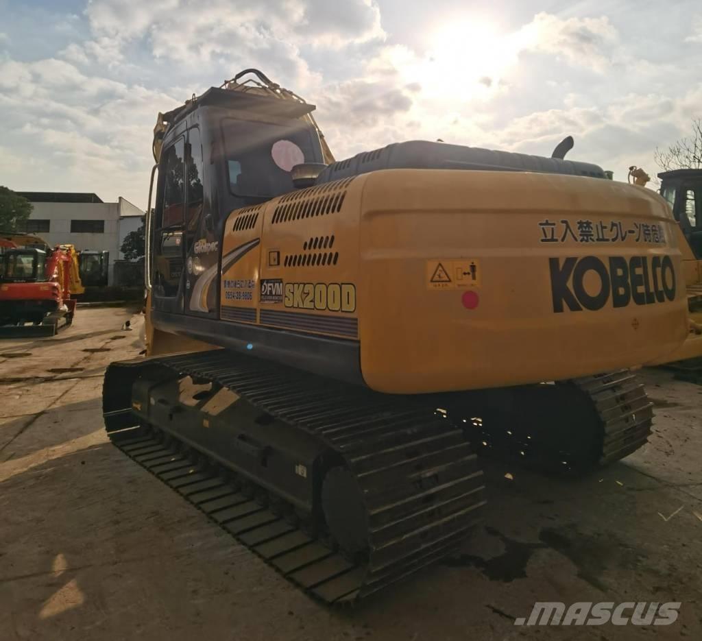 Kobelco SK 200 Roomikekskavaatorid