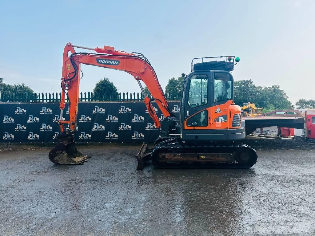 Doosan DX 85 R-3 Väikeekskavaatorid 7t-12t