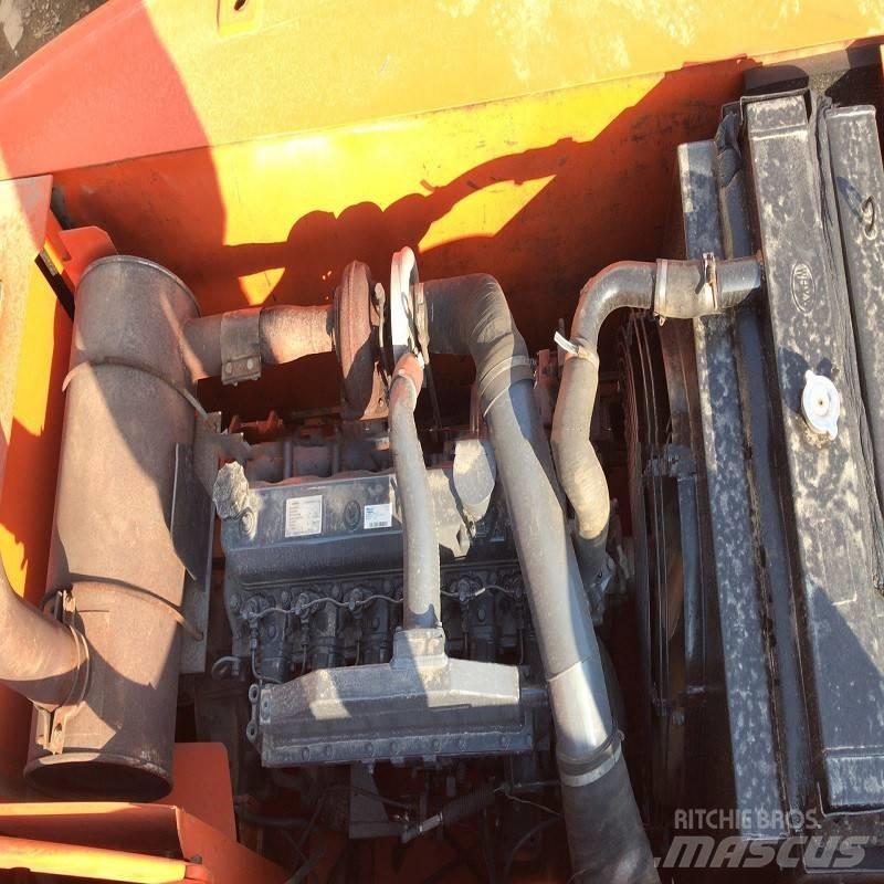 Doosan dh220lc-7 Roomikekskavaatorid