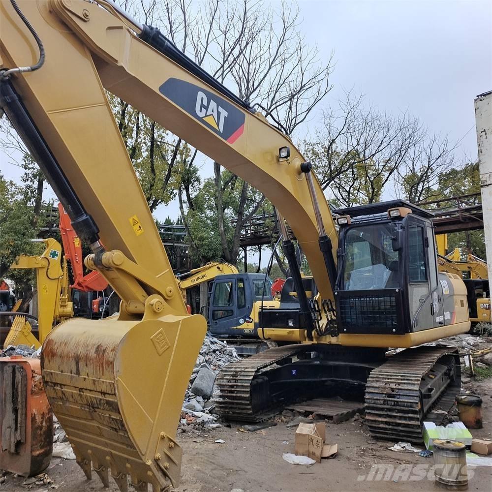 CAT 320 D Roomikekskavaatorid