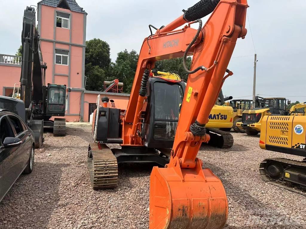 Hitachi ZX 70-5A Roomikekskavaatorid