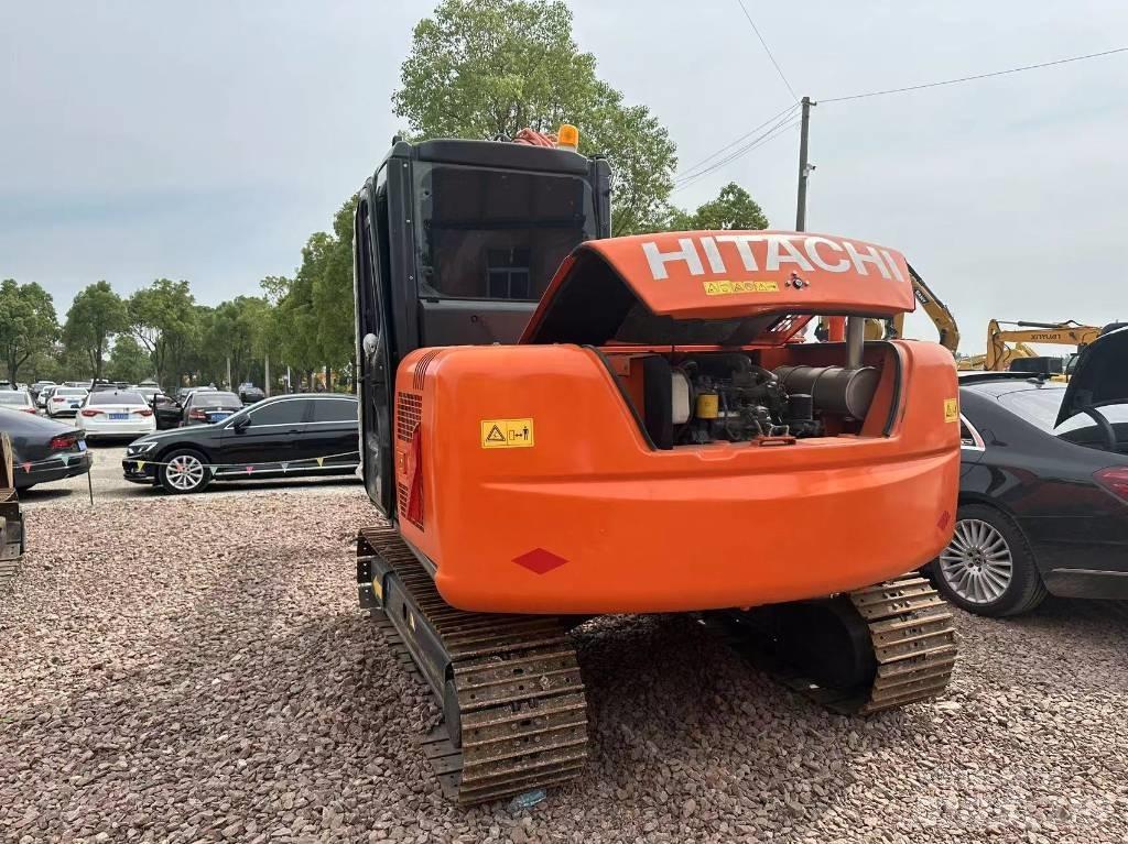 Hitachi ZX 70-5A Roomikekskavaatorid