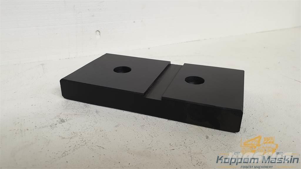 Ponsse P58874 Forvarderi kraanad