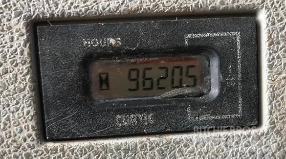 Daewoo SL130-3 Roomikekskavaatorid