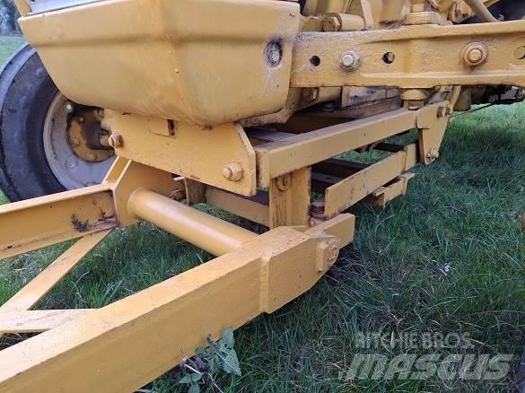 Ford 2000 TRACTOR Muu