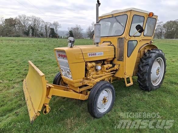 Ford 2000 TRACTOR Muu