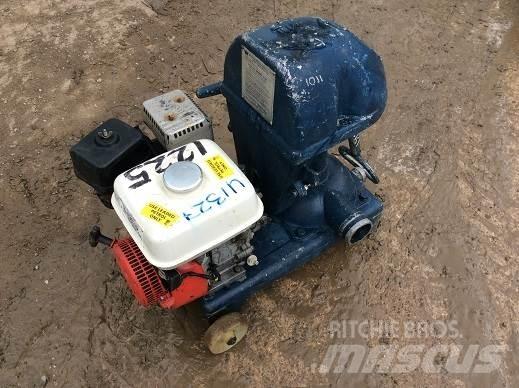 Honda 2 WATER PUMP Veepumbad
