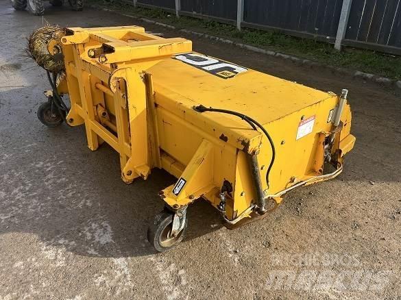 JCB SWEEPER SC240 Muu