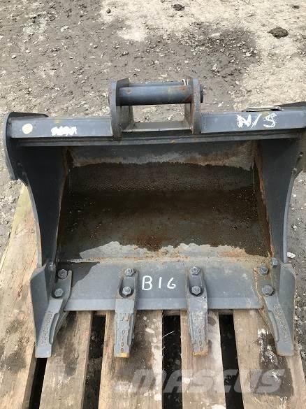  WHITES XZ26 24 Kopad