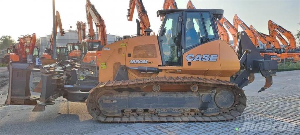 CASE 1650M WT Buldooserid