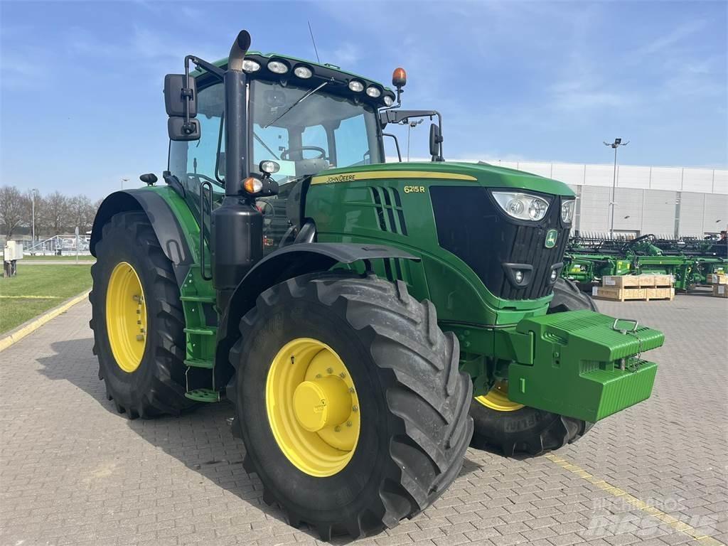 John Deere 6215R Traktorid