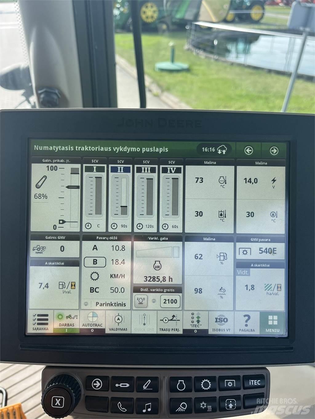John Deere 6215R Traktorid