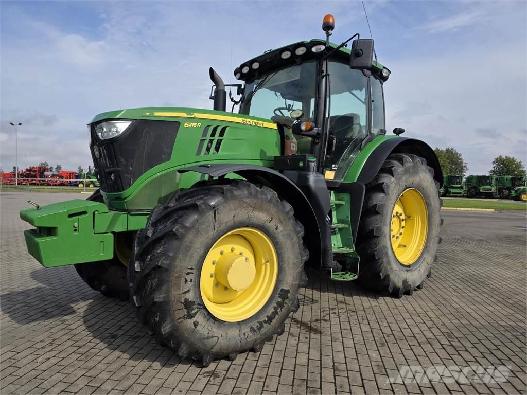 John Deere 6215R Traktorid