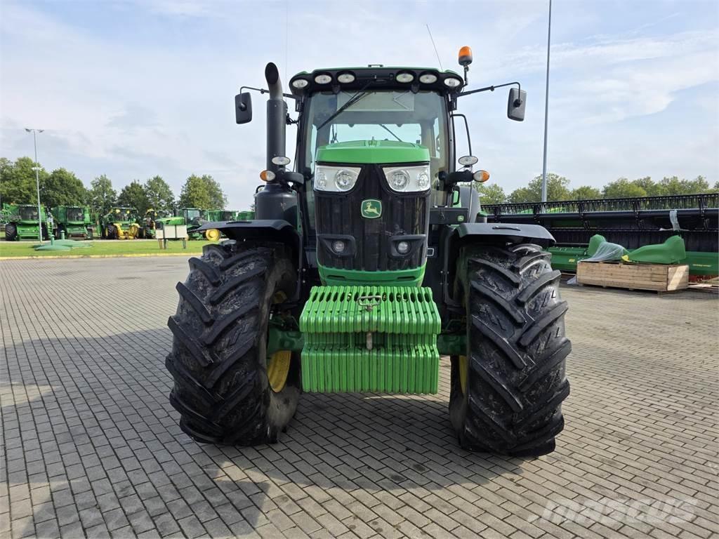John Deere 6215R Traktorid
