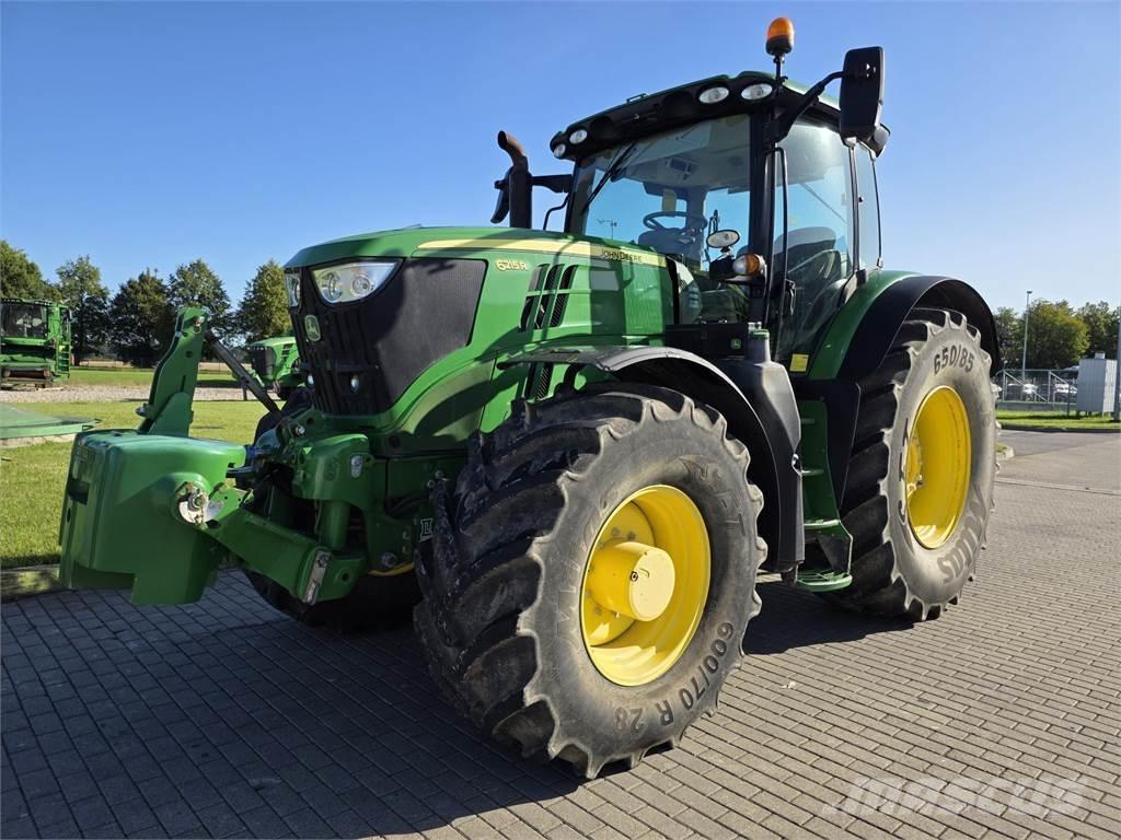 John Deere 6215R Traktorid