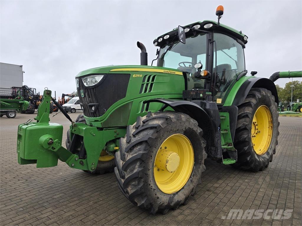 John Deere 6215R Traktorid