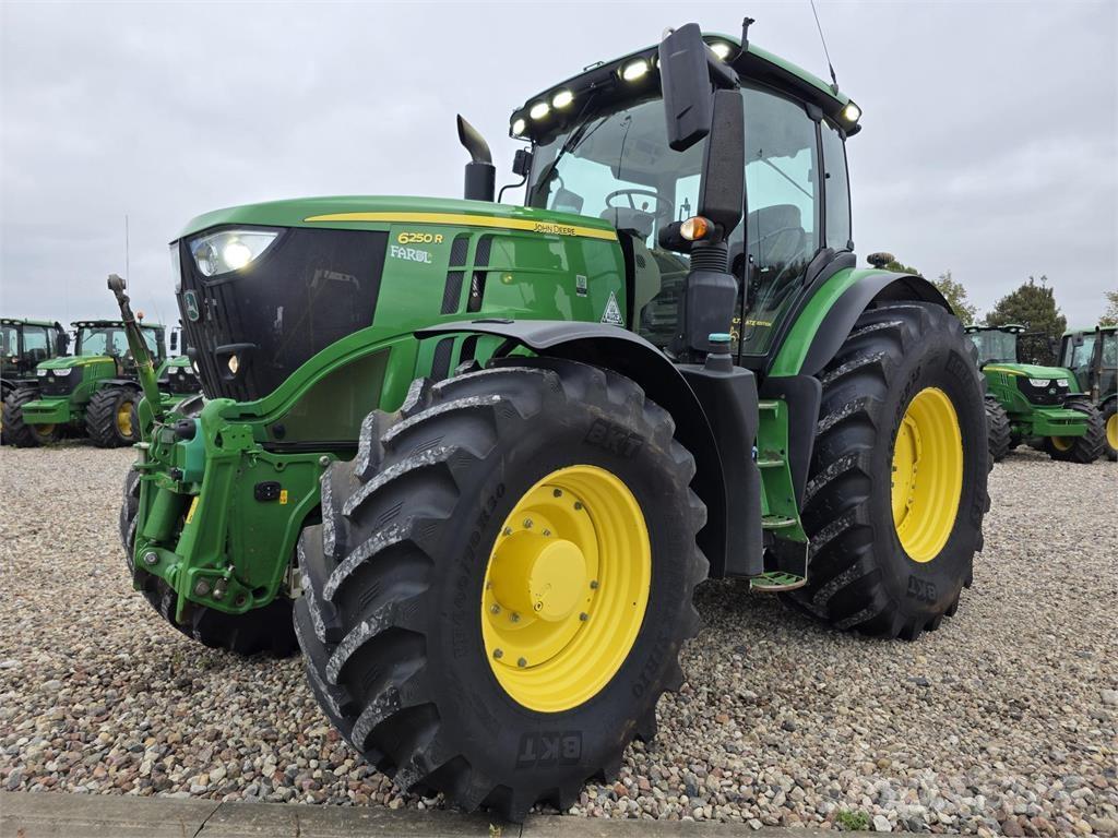 John Deere 6250R Traktorid