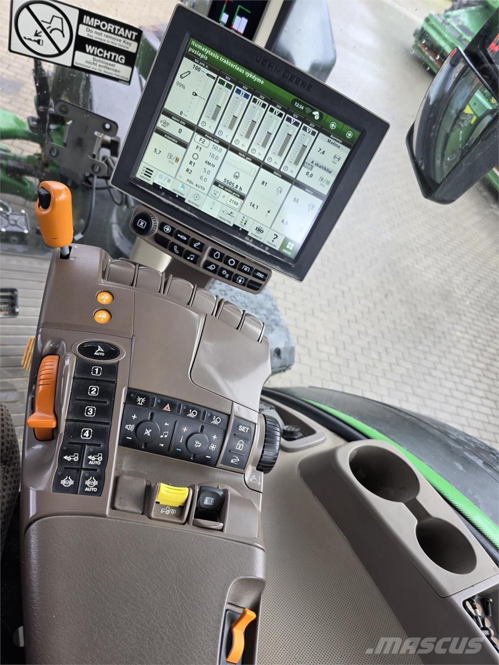 John Deere 8320R Traktorid