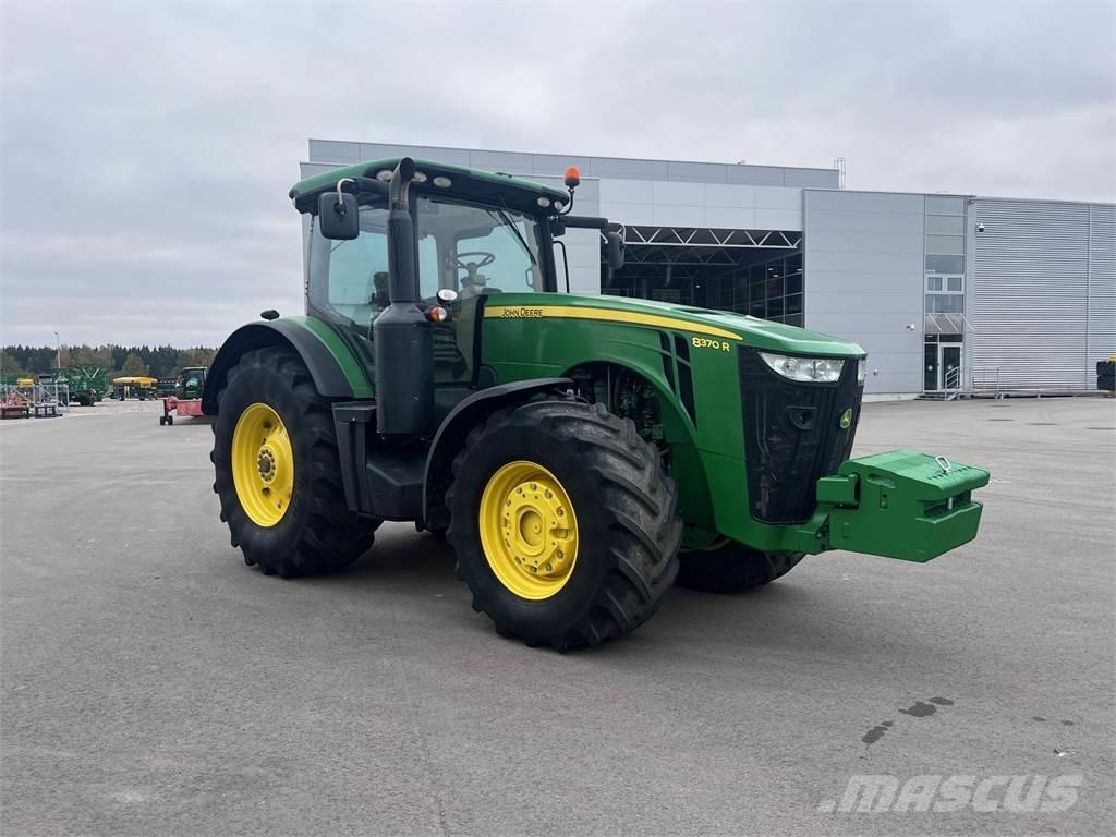 John Deere 8370R Traktorid