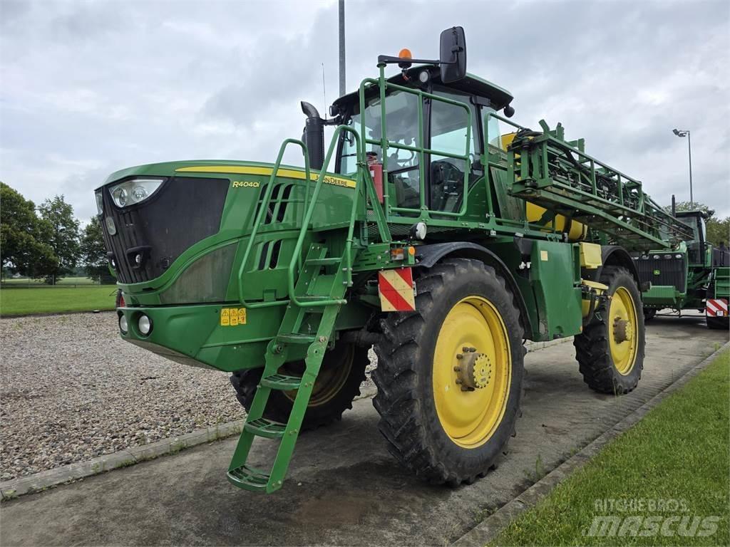 John Deere R4040i Haagispritsid