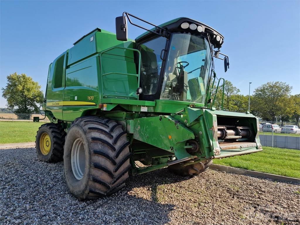 John Deere T670 Teraviljakombainid