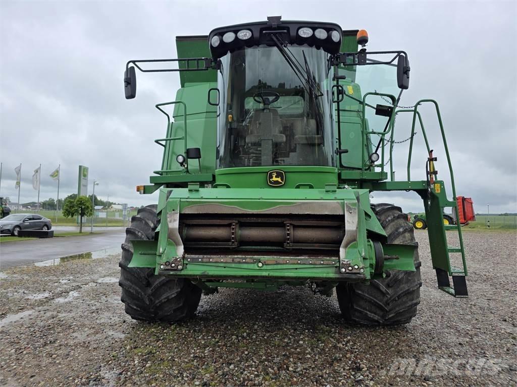 John Deere T670 Teraviljakombainid