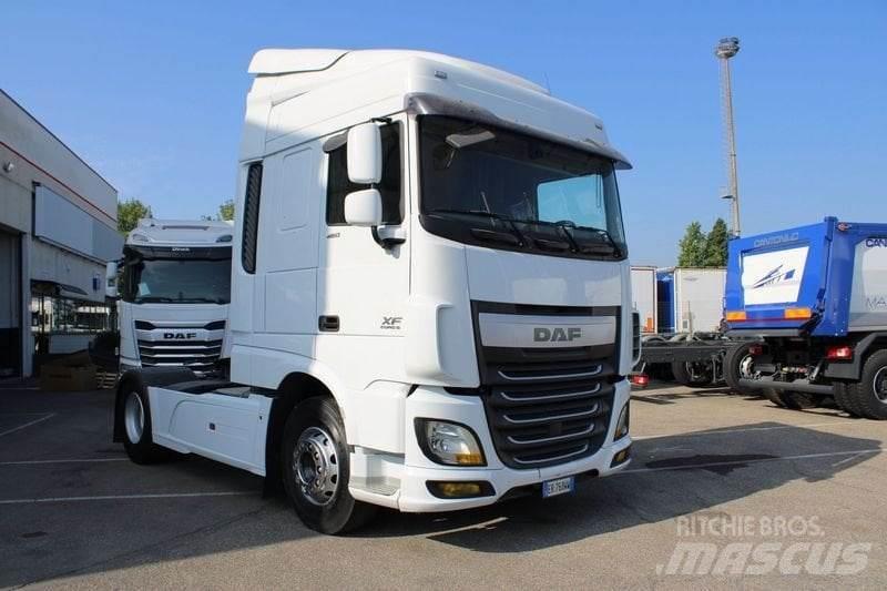 DAF XF 460 FT 15DT Sadulveokid