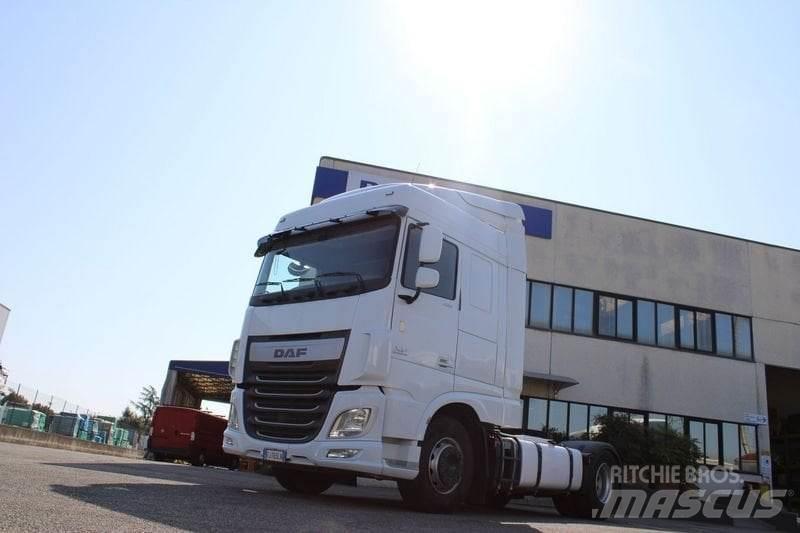 DAF XF 460 FT 24DT Sadulveokid