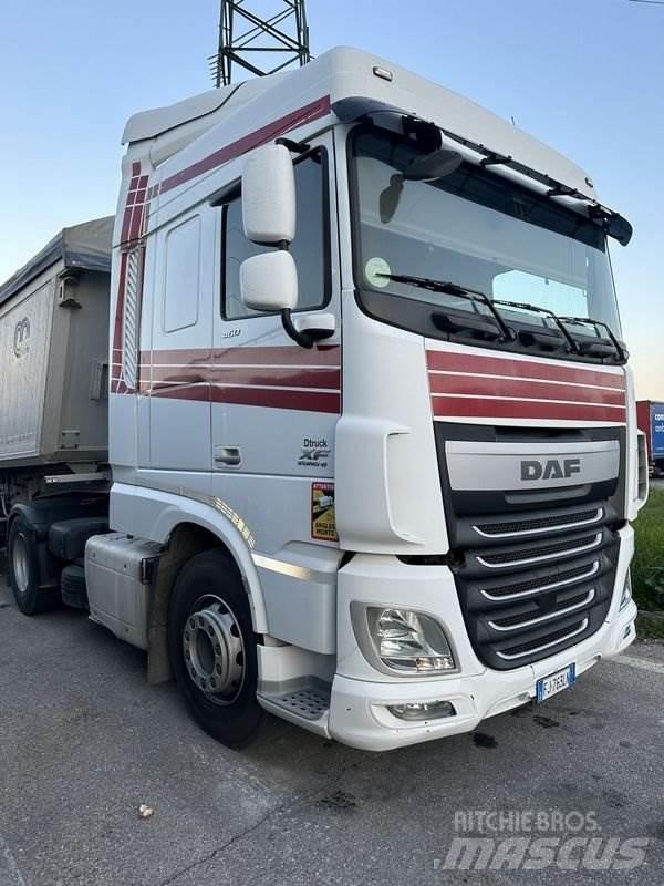 DAF XF460 DT Sadulveokid