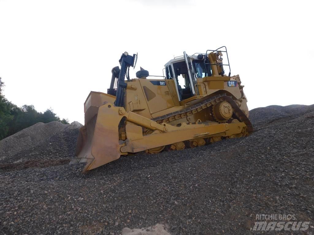 CAT D 8 T Buldooserid