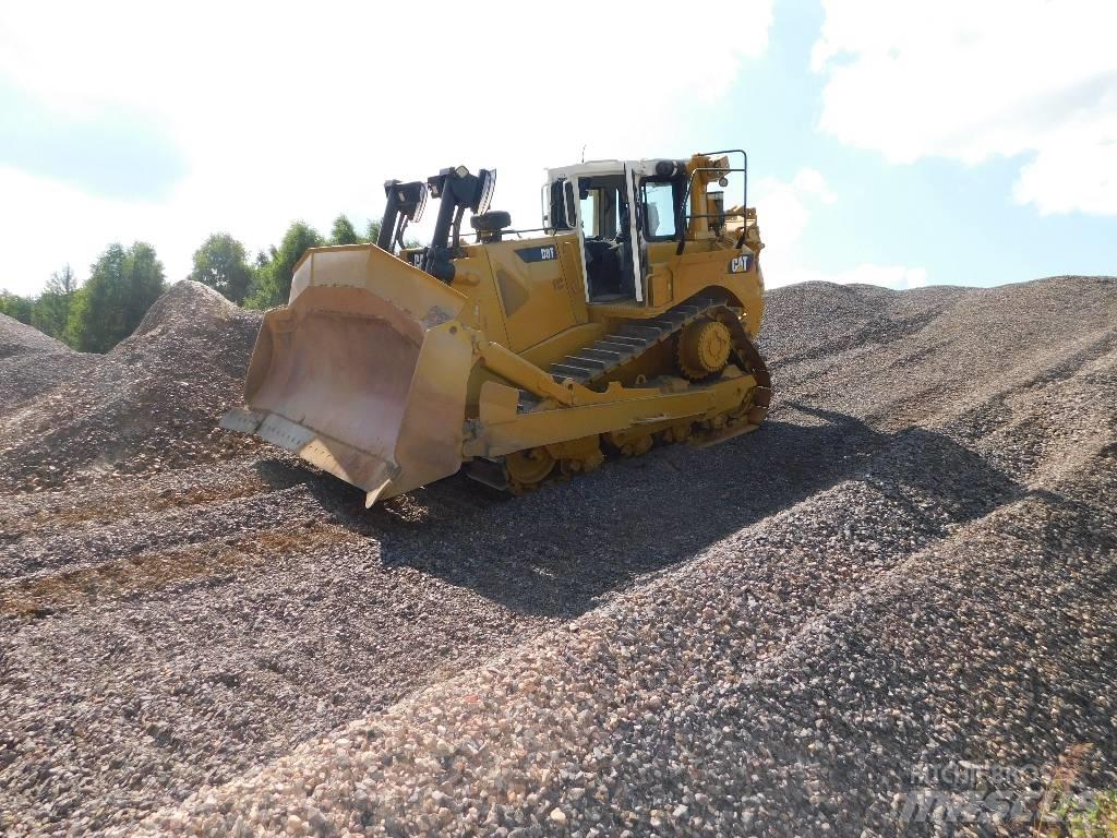CAT D 8 T Buldooserid