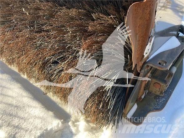 Sweepster QC 8 Tänavapuhastusmasinad