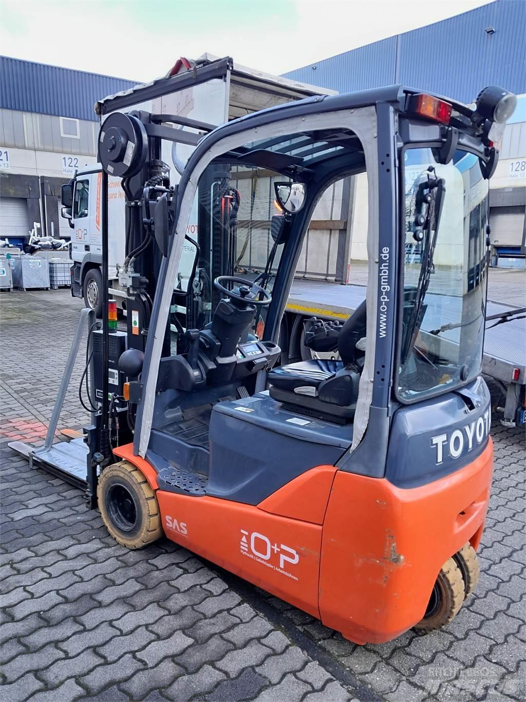 Toyota 8FBEKT18 Elektritõstukid