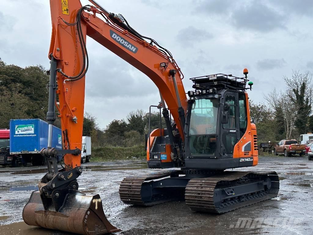 Doosan DX 140 LCR Roomikekskavaatorid