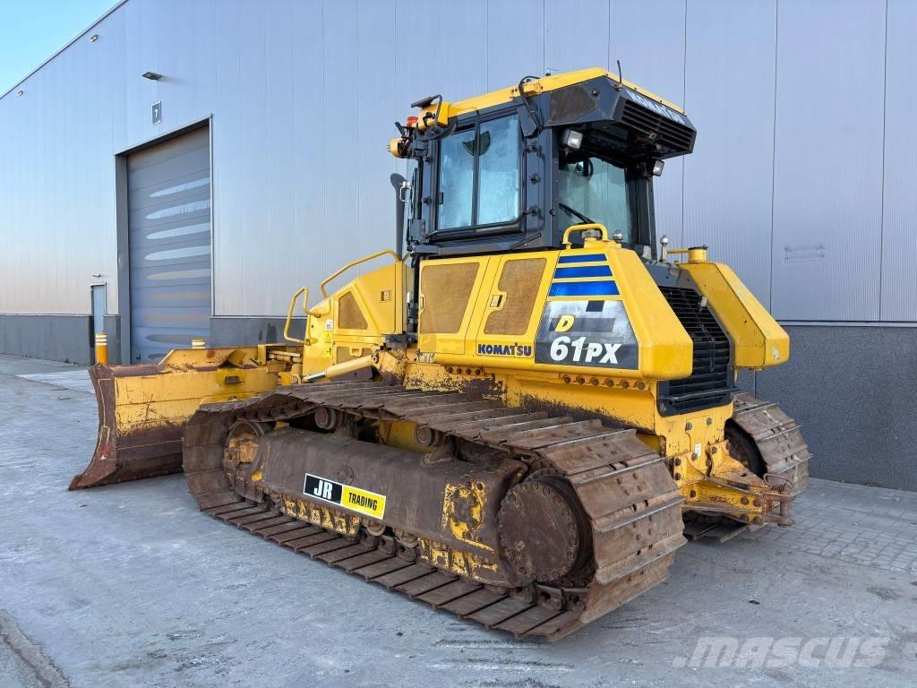 Komatsu D 61 PX-23 Buldooserid