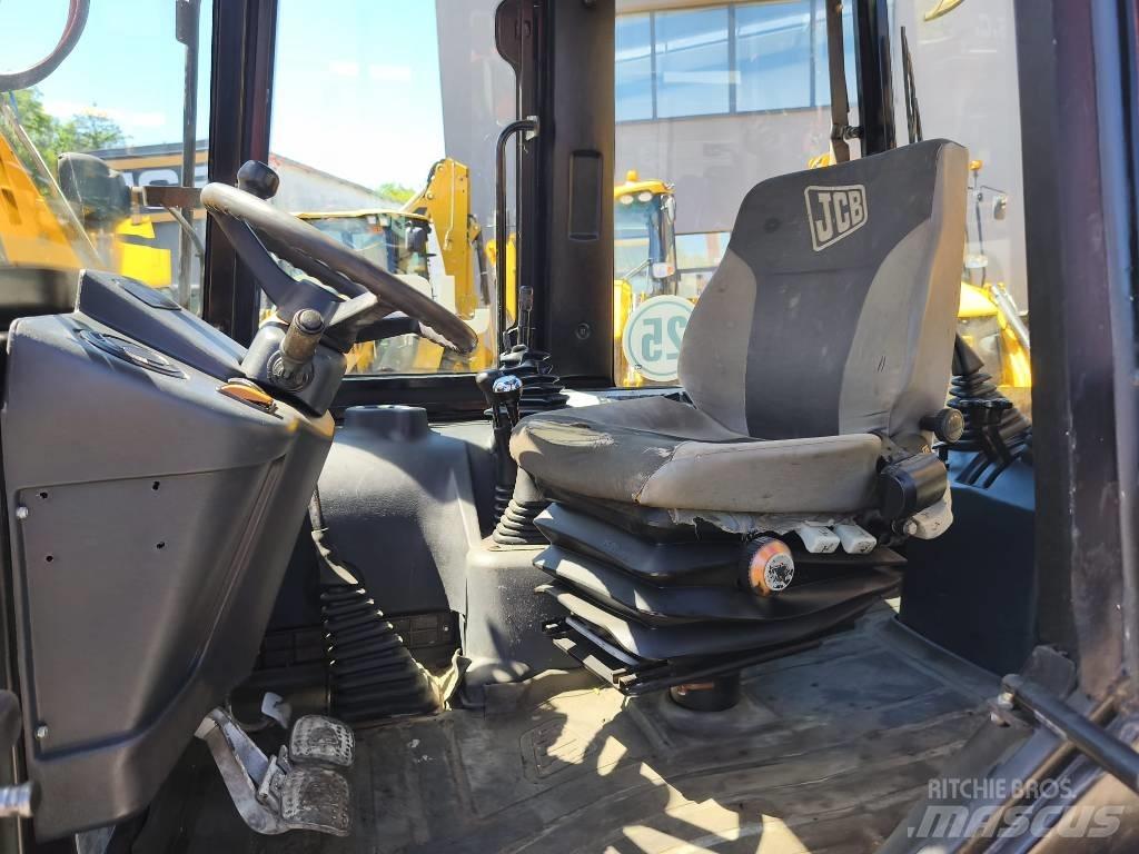 JCB 2 CX Ekskavaatorlaadurid