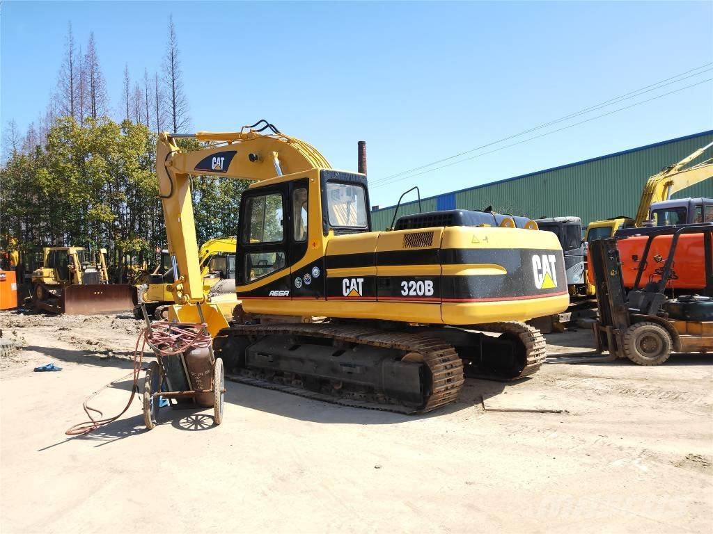 CAT 320B Roomikekskavaatorid