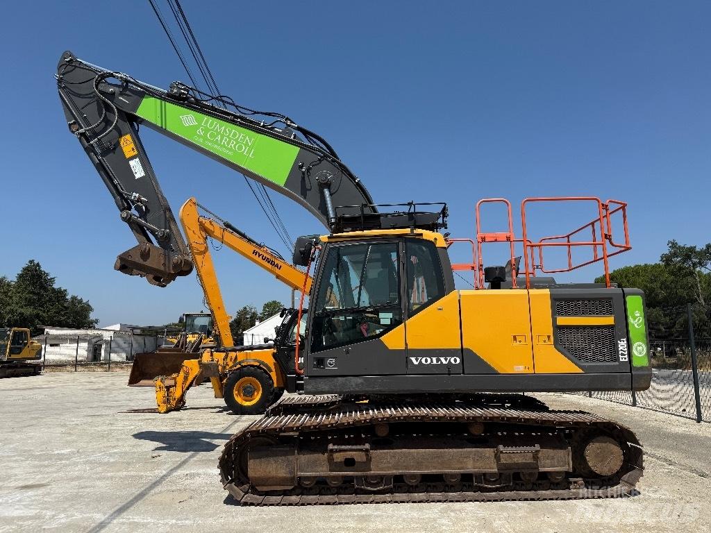 Volvo EC 220 E Roomikekskavaatorid
