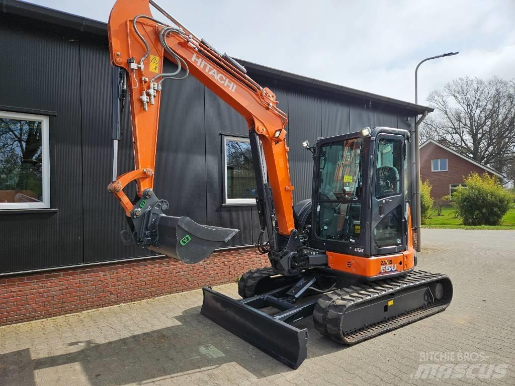 Hitachi ZX 55 U-5 Miniekskavaatorid < 7 t