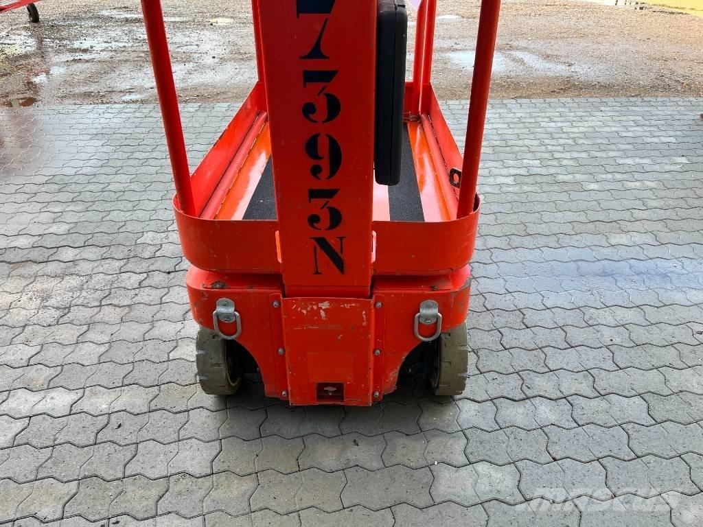 Snorkel TM 12 Vertikaalsed mast tõstukid