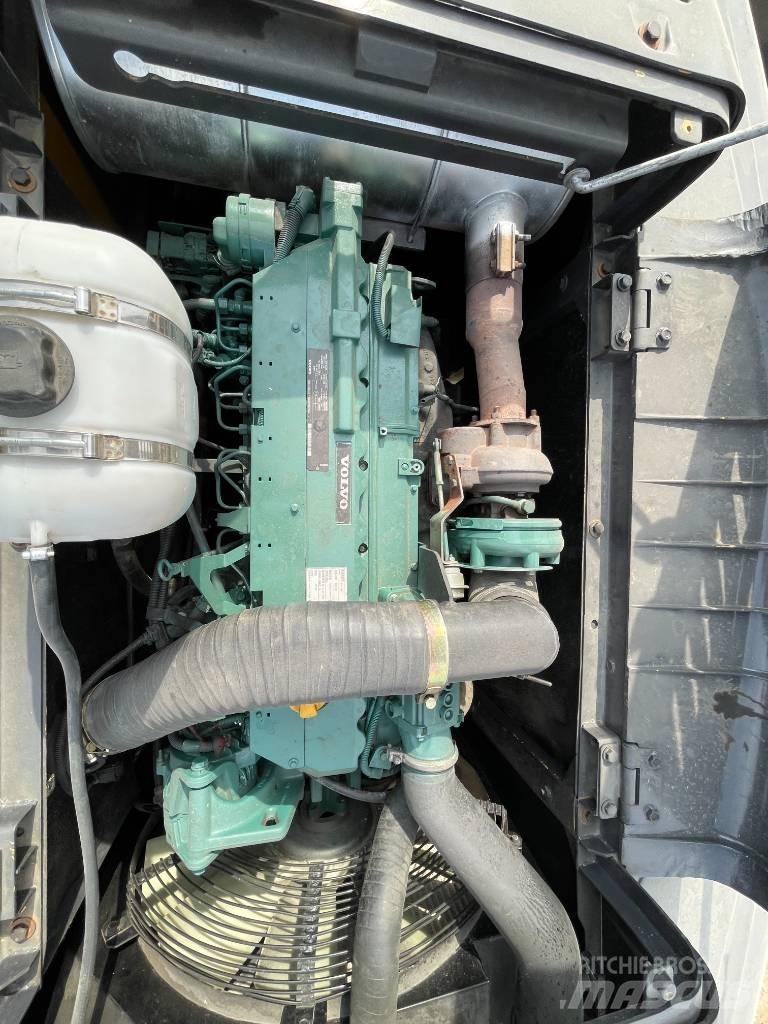 Volvo EC 290 B LC Roomikekskavaatorid