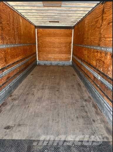 Freightliner M2-112 Furgoonautod