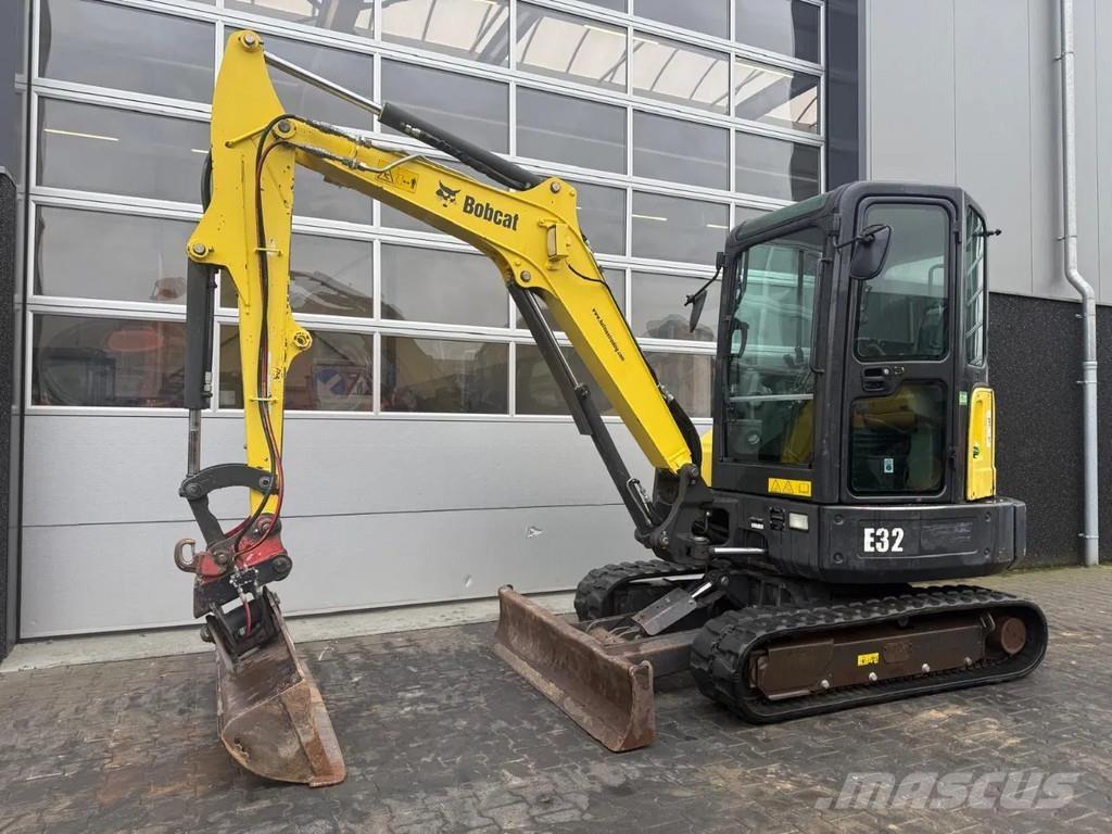 Bobcat E32 Miniekskavaatorid < 7 t