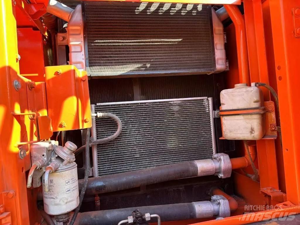 Doosan DX 225 LC Miniekskavaatorid < 7 t