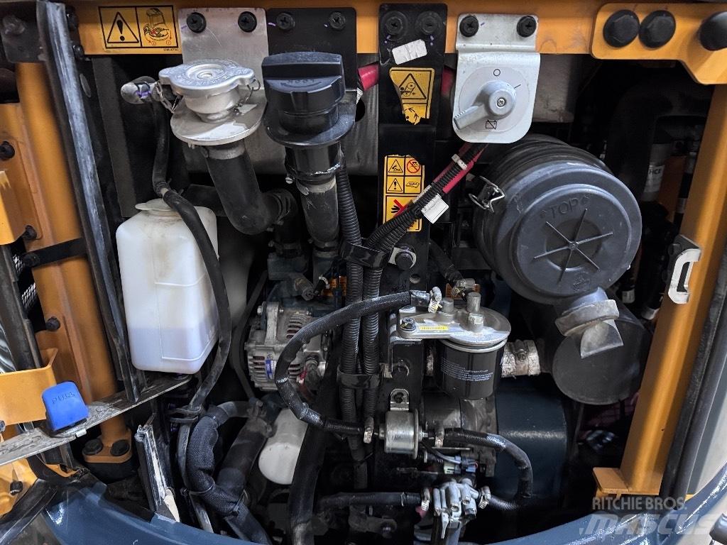 Hyundai R25Z-9 AK Miniekskavaatorid < 7 t