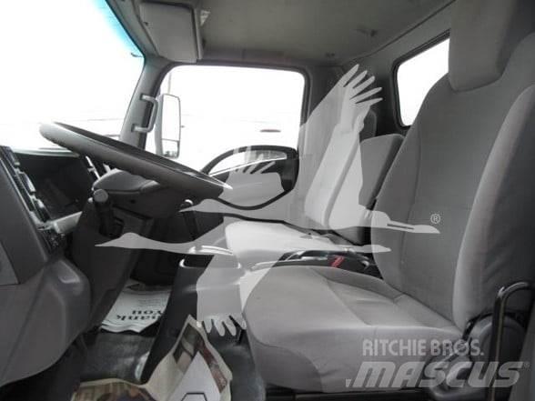 Isuzu NPR Muu