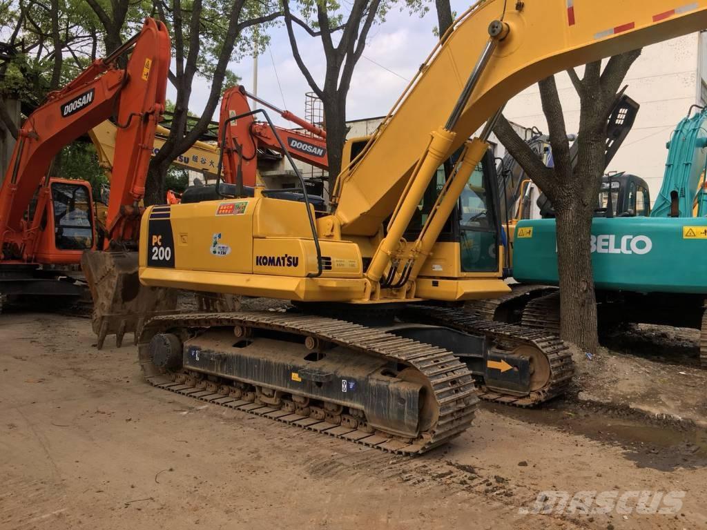Komatsu pc200-8 Roomikekskavaatorid